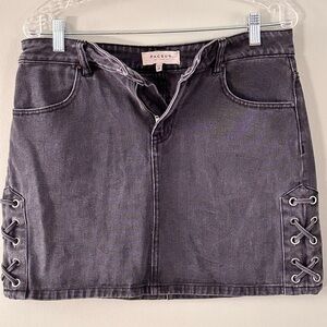 PACSUN Side Grommet Laced-Up Details Denim Mini Skirt Faded Black Size 28
